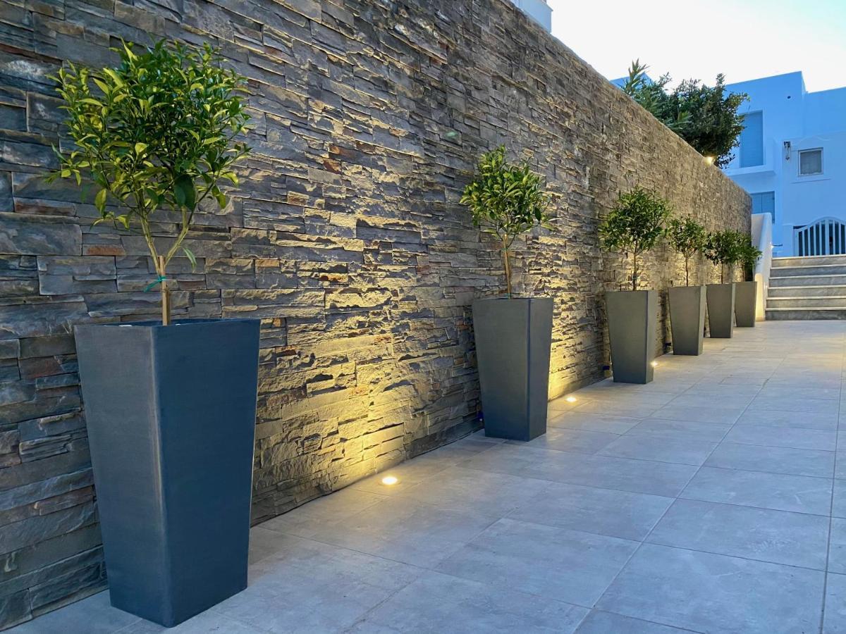 White Rock Milos Suites Adamantas  Exterior foto